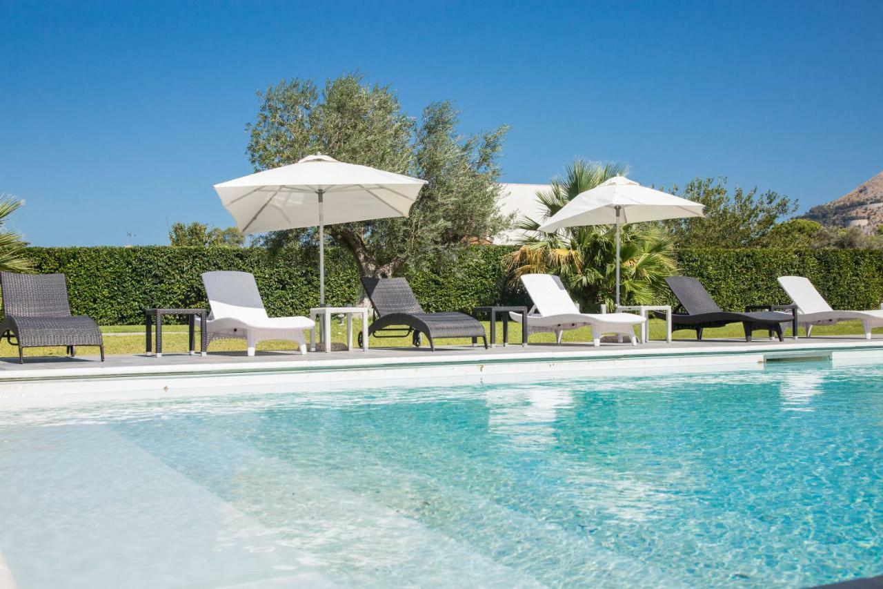 Luxury Villa Spa 몬델로 외부 사진